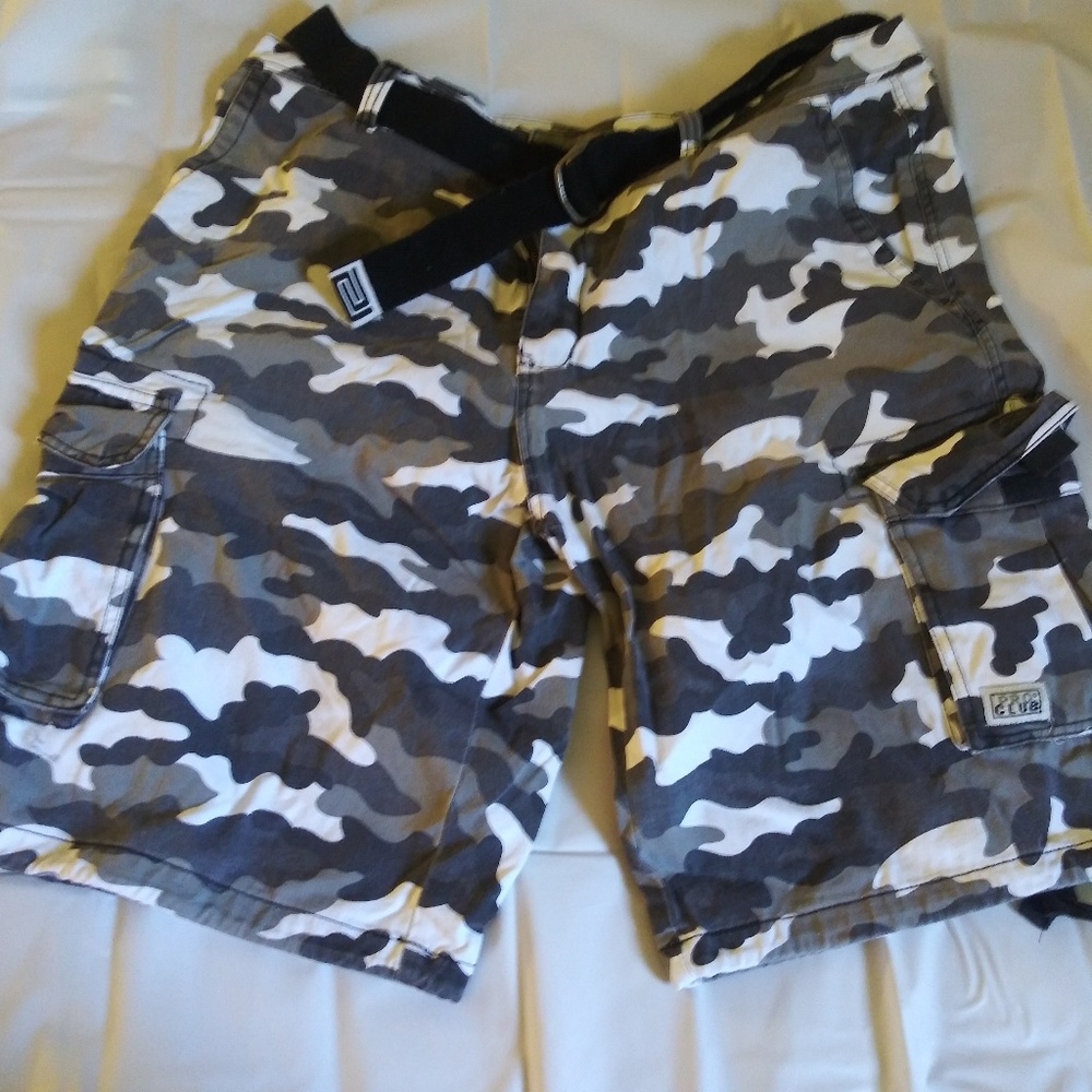 Mens camo shorts